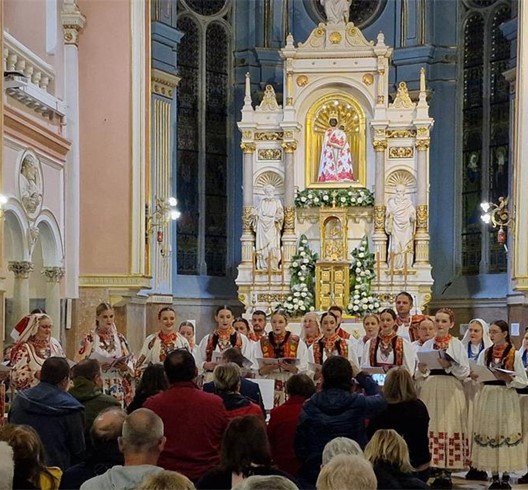 Koncert Marijanskih pjesama u svetištu Majke Božje Bistričke